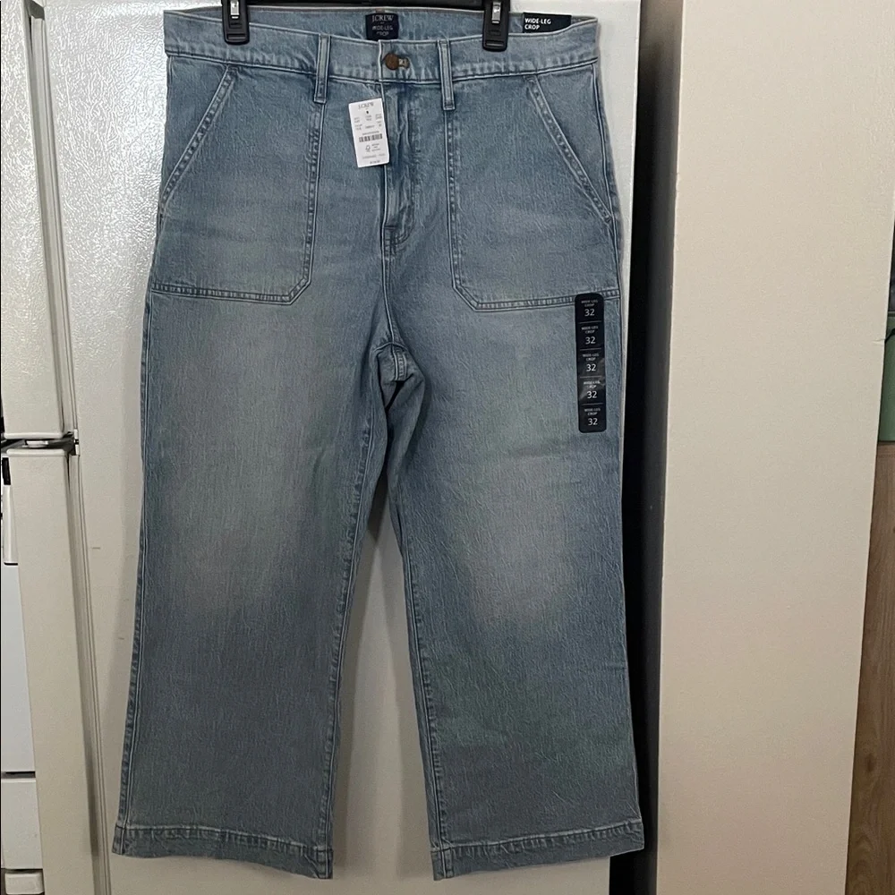 J.Crew Women’s Size 32 NWT‎ Wide Leg Crop Light Wash Jeans New Trendy